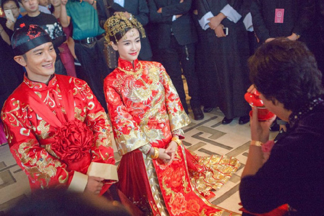 presenting tea to groom and brides’ parents