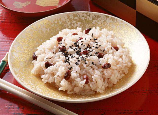 sticky rice with red bean